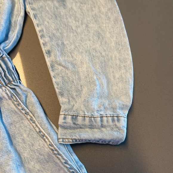 Bershka Bleached denim Jumpsuit with front zipper long sleeves - Picture 13 of 16